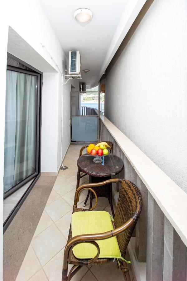 Apartment Studio Premier Rafajlovići Dış mekan fotoğraf